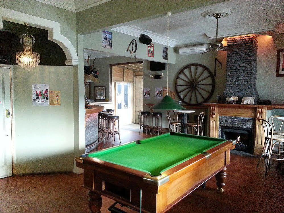 Shooters Saloon Hotel & Cabins Auckland Exterior foto